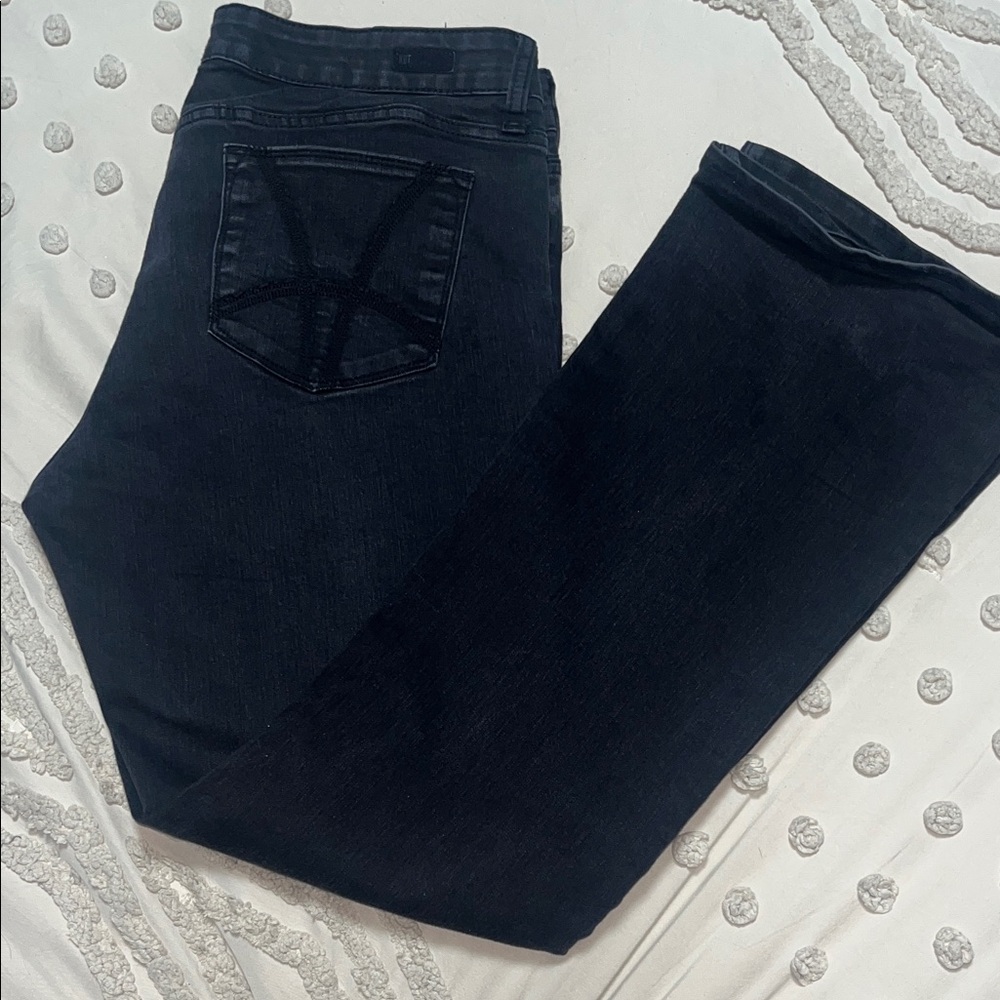 Women’s Dark Wash Jeans - Classic Straight Leg